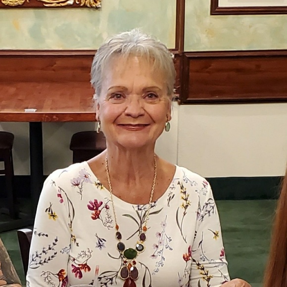 Meet your Posher, Ginny - Picture 1 of 1